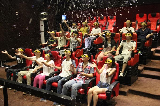 새로운 오락 게임 기계 4D 영화관 큰 홀 4D 영화관 100개 조각 영화 4